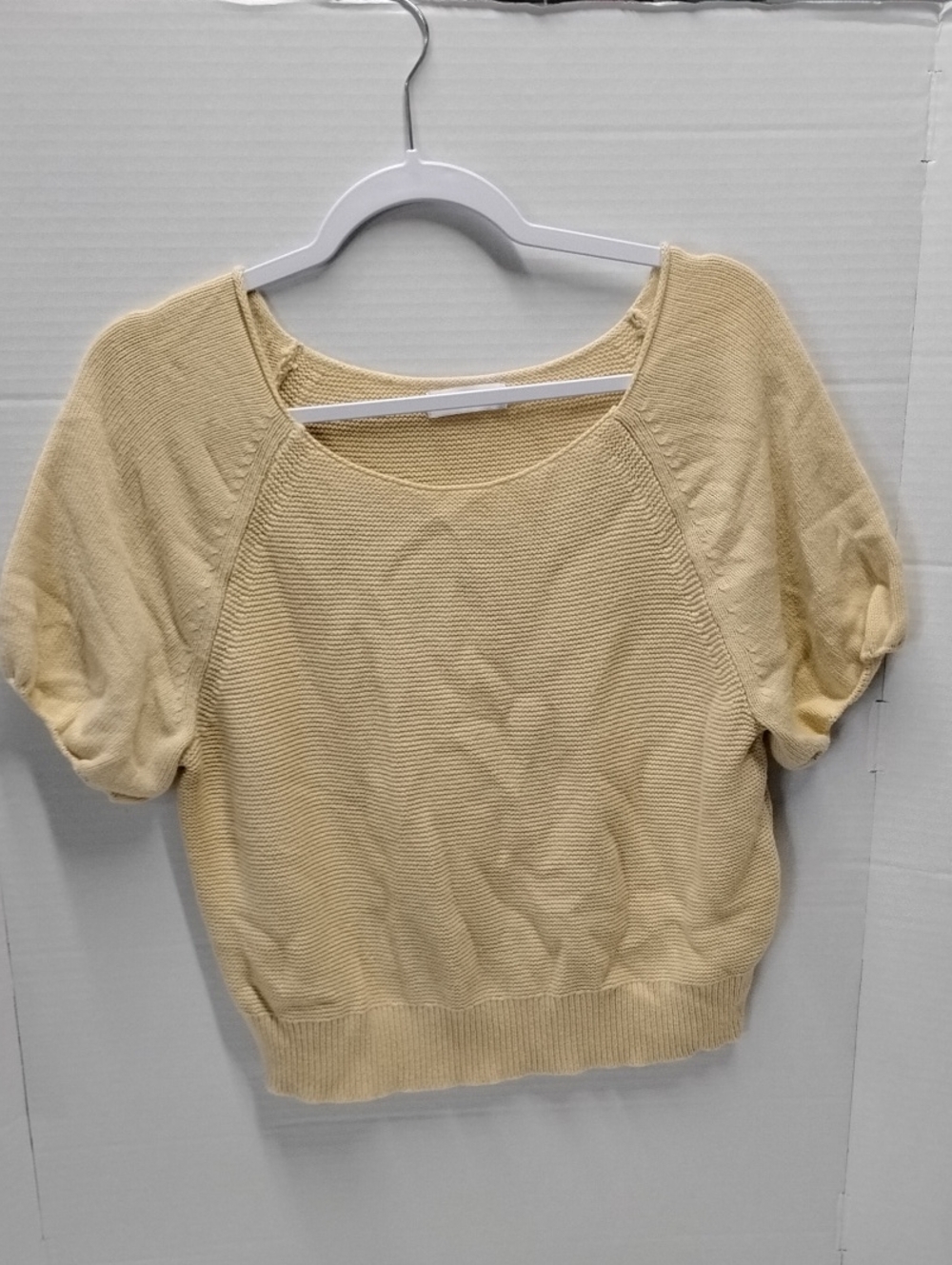 LC Lauren Conrad Light Cream Short-Sleeve Knit Pullover